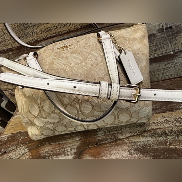 Coach Mini Kelsey Crossbody/Satchel - Picture 2 of 13